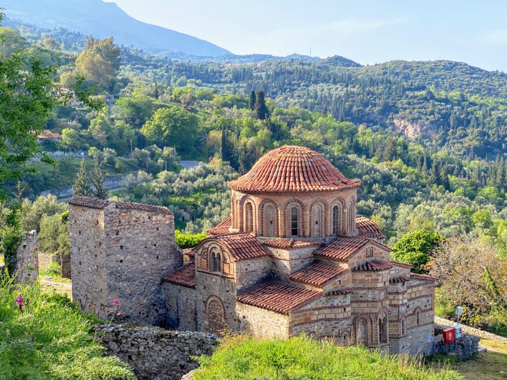 Byzantion city of Mystras nomia day trip peloponesse