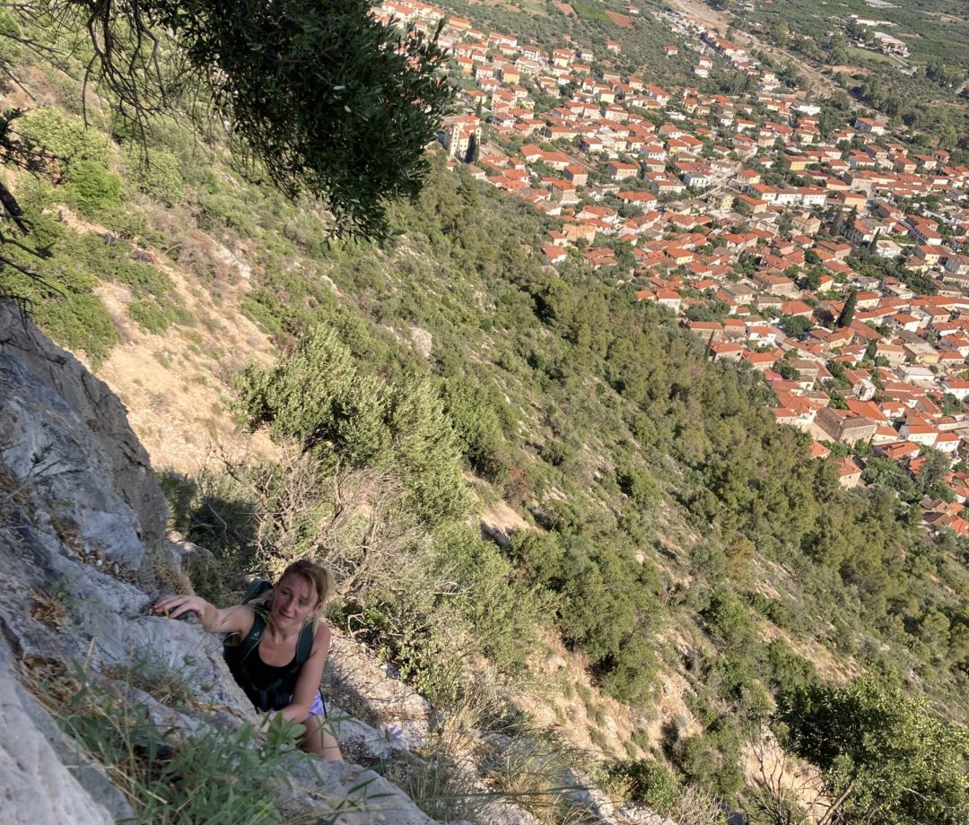 Climbing Red Rock - Nomia climbing experience