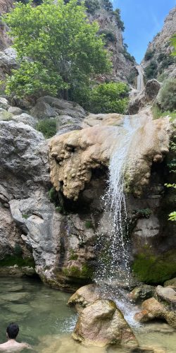 Lepida low waterfall