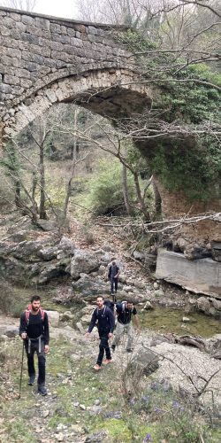 Platanos loop Old bridge